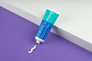Enzycal toothpastes